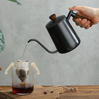 Brasseur à main de café rose en acier inoxydable 304 avec couvercle manche en bois massif manche en bois 600ml cafetière