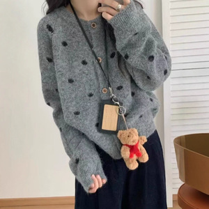 Quantidade Mínima de Pedido Baixa. Novo Design 2025: Cardigã Feminino Longo Verde com Gola Lapela Estilo Coreano, Antirrugas e com Bolinhas para o Inverno - Product Image 6