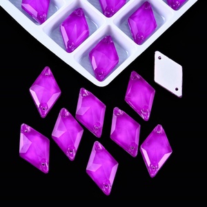 Strass en verre OLeeya Directsale, couleur néon, forme losange, pierres décoratives pour maillots de bain, cristaux pour justaucorps et robes de danse - Product Image 5