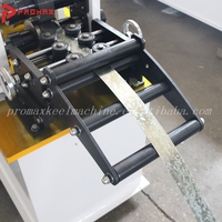 Machine de fabrication de profilés en L pour la production d'angles en acier et de cornières, applications pour cloisons et plafonds