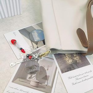 พวงกุญแจโทรศัพท์มือถือรูปสาวหวานเท่เซ็กซี่ สไตล์ Y2K ของตกแต่งสวยงามทันสมัยสำหรับผู้หญิง ใช้ติดกระเป๋าหรือเป็นของขวัญ - Product Image 5