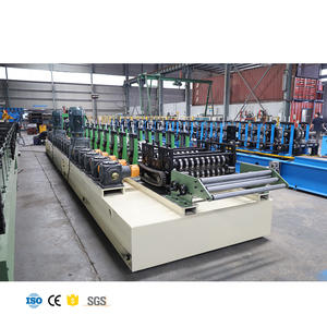 מכונת ייצור פאנלים אוטומטית לחלוטין באיכות גבוהה מסוג M Purlin לייצור פאנלים צדדיים של גוף משאית - Product Image 2