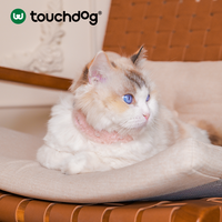 Collier de luxe en fausse fourrure pour chat, décoré de perles, boucle de sécurité réglable, style princesse en peluche douce, accessoire de cou pour petits animaux, faible MOQ, OEM