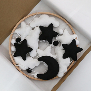 Mobile Montessori noir et blanc, jouet suspendu pour le développement du bébé, décoration de <span class=keywords><strong>chambre</strong></span> d'enfant avec lune et étoiles, cadeau de naissance - Product Image 3