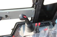 Chargeur télescopique compact China WOLF Mini 750t avec système hydrostatique