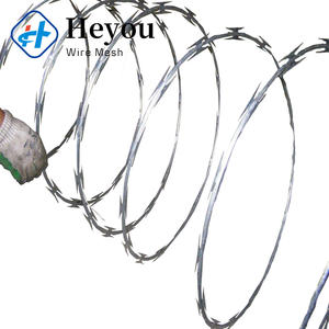 Bobina de <span class=keywords><strong>Concertina</strong></span> CBT65 Resistente, Núcleo de 0.6mm, Espiga de 2.5mm, Espaciado de 6521mm, Diámetro Exterior de 100mm, 33 Lazos, 8M, Bobina Individual para Seguridad <span class=keywords><strong>Residencial</strong></span> - Product Image 1