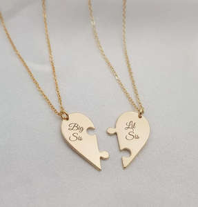 Collar Personalizado de Acero Inoxidable con Colgante de Rompecabezas de Corazón para Dos Hermanas o Tres Amigas, Grabado con Nombre - Product Image 2