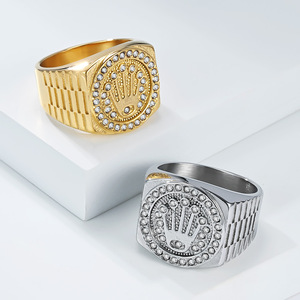 Anillo de <span class=keywords><strong>Hombre</strong></span> con Corona Chapada en <span class=keywords><strong>Oro</strong></span> y Circonitas Cúbicas Cuadradas, Anillo de Sello para Estilo Urbano, Compromiso, Aniversario y Uso Casual - Product Image 2
