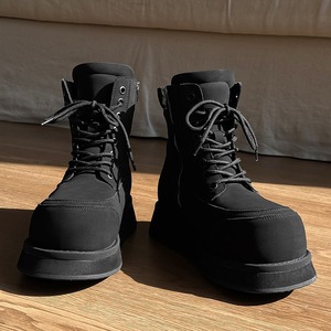 Botas de moda para hombre 2025, nuevo estilo, zapatos de hombre de cuero con revestimiento de gamuza, botas altas resistentes de algodón - Product Image 3