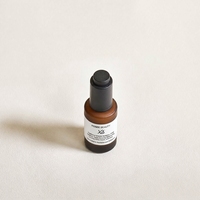 Vente en gros de flacons compte-gouttes carrés en verre ambré givré de 30 ml avec bouchon en bois naturel, luxueux et écologiques, pour sérum de soin de la peau