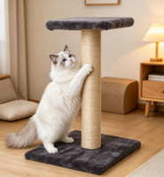 Arbre à chat moderne de luxe en bois avec griffoir et peluche, mobilier d'intérieur pour animaux de compagnie