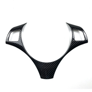 กรอบตกแต่งพวงมาลัยสไตล์คาร์บอนไฟเบอร์ สำหรับรถบีเอ็มดับเบิลยู ซีรีส์ 3 รุ่น E90 ปี 2005-2012 ของตกแต่งภายในรถยนต์ - Product Image 1