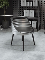 Cabine métallique moderne de style industriel et durable pour l'extérieur, hôtel et restaurant, chaise et table, ensemble de seau à huile, salle à manger créative