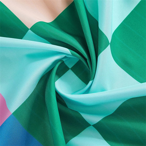 Cortina <span class=keywords><strong>de</strong></span> ducha <span class=keywords><strong>de</strong></span> <span class=keywords><strong>tela</strong></span> a cuadros multicolor, resistente al agua, arcoíris, colorida Cortina <span class=keywords><strong>de</strong></span> ducha estética moderna para <span class=keywords><strong>Baño</strong></span> - Product Image 5