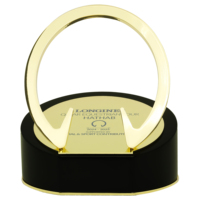 Vente en gros de trophée artisanal en métal doré Base en bois Coupe de la ligue en aluminium pour le championnat de matchs sportifs Trophées du Qatar Affaires