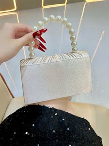 Wholesale PLAYMAX Classic Designer Beaded <b>Square</b> Horizontal Hard Magnetic Closure Polyester Party Ladies Evening Crystal Chain - Product Image 5