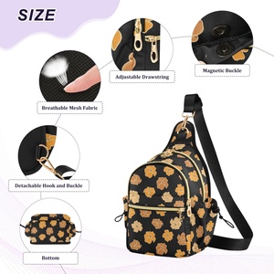 Sac banane personnalisé à motif floral hawaïen Puakenikeni pour femme, sac de poitrine décontracté, sac à bandoulière pour femme - Product Image 4