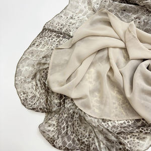 <span class=keywords><strong>Jupe</strong></span> <span class=keywords><strong>longue</strong></span> plissée à taille élastique pour femmes en mousseline de soie respirante avec broderie à imprimé léopard et volants décoratifs Street Wear - Product Image 6