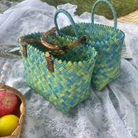 Nouveau 2026 Monet Garden Panier à légumes carré ouvert en plastique tressé fait main à la française, Sac à main et Sac repas avec doublure en nylon