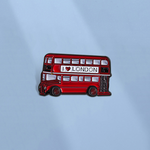 شارة حافلة ذات طابقين حمراء للجمع والحرف اليدوية والنحت - Product Image 4