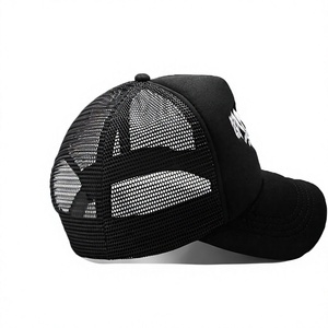 Gorra Trucker de Malla y Espuma de 5 Paneles con Bordado 3D Personalizado 'No Days', Estilo Urbano de Moda para Adultos, Para Todas las Estaciones, Fabricada en Vietnam - Product Image 3