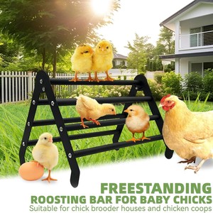 Percha de metal ajustable negra para pollos pequeños en gallineros, casas y jardines - Product Image 2