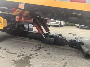 Grúa de Plataforma Plana HOWO 4X2 de 10 Toneladas |   Camión de Rescate Hidráulico Diésel Weichai de 220HP, Directo de Fábrica - Product Image 6