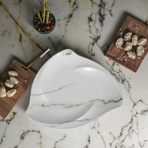 Vajilla de melamina Irregular de Color fresco, plato blanco con calcomanía de piedra, plato de plástico en forma de molino de viento, platos de comida occidental de 8 pulgadas - Product Image 1