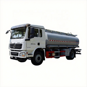 Camion-citerne Shacman 4x2 10 tonnes diesel/essence pour le transport de produits dangereux à vendre - Product Image 1