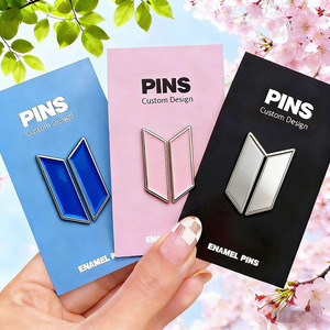 Épingles à chapeau, broches souples, souvenirs en métal, mignonnes, sur le thème de l'anime, personnalisables, épingles en émail dur - Product Image 1
