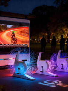 Équipement de cyclisme virtuel extérieur intelligent Smart Park AI avec reconnaissance faciale, surveillance des données en temps réel, pour la famille et les enfants - Product Image 1