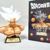 โมเดลตัวละคร Dragon Ball Z Figura Gk 16-18ซม.,พร้อมแท่งไฟซูเปอร์ยานสีชมพู Son Gogeta Vegeta หน้าอกของเล่นโมเดลการกระทำ