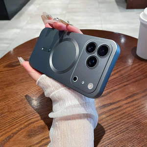 Funda de silicona líquida con adsorción magnética para iPhone 17 Pro Max, funda de teléfono con pintura metálica, cubierta protectora de TPU suave para iPhone 16 - Product Image 6