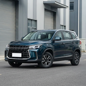 Dongfeng Forthing T5 SUV 1.6L CVT 5 places Transmission automatique R18 Intérieur foncé Véhicule familial Prêt à l'exportation - Product Image 1