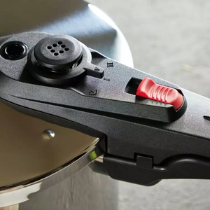 Gran oferta de <span class=keywords><strong>acero</strong></span> <span class=keywords><strong>inoxidable</strong></span> 304 buen precio <span class=keywords><strong>4</strong></span>/6/8L <span class=keywords><strong>litros</strong></span> de cocción rápida ollas <span class=keywords><strong>a</strong></span> <span class=keywords><strong>presión</strong></span> de <span class=keywords><strong>acero</strong></span> <span class=keywords><strong>inoxidable</strong></span> <span class=keywords><strong>a</strong></span> la venta - Product Image 3