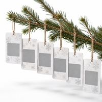 Weihnachtliche Rubbelkarten für Einzelhandel und Events mit Gold-Rubbelbereichen und Individuellen Farben für Festliche Verkaufsförderungen