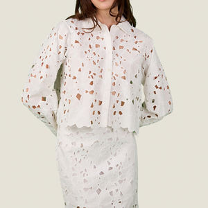 Robe mi-longue en dentelle, haut de chemise classique ajouré polyvalent, robe brodée en coton biologique sur mesure, design d'usine - Product Image 4