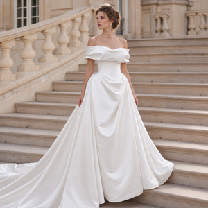 LY120 Robes de mariée élégantes en satin ivoire à épaules dénudées et à volants pour femmes - Product Image 1