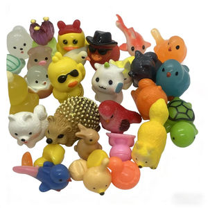 Mini figurine de chien en résine pour dissimuler de petits jouets d'animaux, artisanat pour cadeaux de fête - Product Image 1