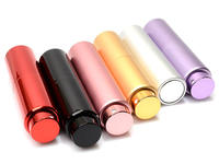 Flacon pulvérisateur d'huile essentielle en aluminium Atomiseur de parfum de voyage à pompe multicolore de 10ml avec intérieur en verre