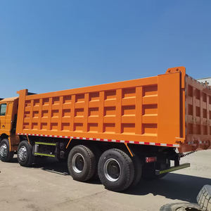 Camion benne d'occasion Howo F3000 6x4, poids lourd, avec moteur 351-450 ch et capacité de 31-40 tonnes pour projets miniers et de construction - Product Image 2