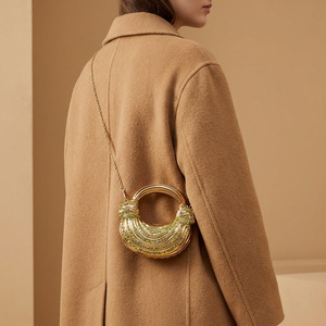 Nuova Mini Borsa a Tracolla in Acrilico, Compatta ed Elegante, Borsa Personalizzata Lucida alla Moda per Ragazze - Product Image 4