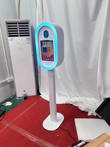 Salsa <span class=keywords><strong>iPad</strong></span> Photobooth para bodas Fiesta Selfie Machine con carcasa de espejo ovalado y orificio de cámara Compatible con dispositivos SLR - Product Image 3