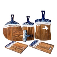 Planche à découper en bois d'acacia artisanal en résine Ocean Wave Assiette à steak en bois massif et planche à pain aux fruits pour la cuisine à usage domestique
