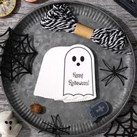 Étiquettes cadeaux en papier d'Halloween à 80 pièces, très populaires, avec ficelle, motifs fantômes et citrouilles, pour décorer les sacs de bonbons et souvenirs