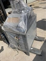 Machine de découpe automatique à une tête pour profilé d'aluminium