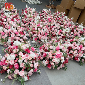 Centros de Mesa de Boda Artificiales de Lujo SMOOTH, Bola de Flores Rosadas Grandes de 60 cm, Rosas Rojas Artificiales de Seda - Product Image 1