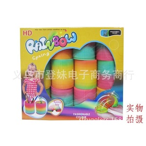 Anneau à ressort en plastique arc-en-ciel 5,5x6,5 cm, jouet de forme géométrique, pour les 7-14 ans, unisexe, nouveauté créative, vente en gros pour vendeurs de rue - Product Image 3