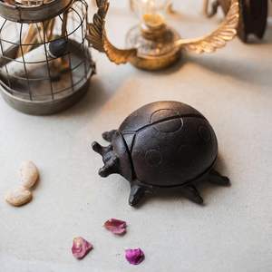 Coccinelle en fonte porte-clés secret figurine animale coccinelle <span class=keywords><strong>scarabée</strong></span> boîte à clés pour la décoration intérieure extérieure de la maison - Product Image 3