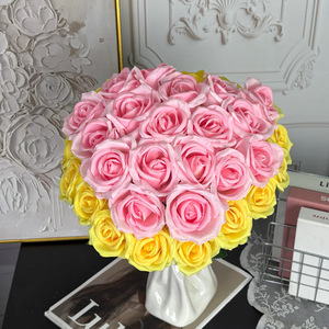 Bouquet di Rose Colorate Artificiali di Alta Qualità, Centrotavola per Matrimoni ed Eventi, Decorazione con 18 Fiori - Product Image 3